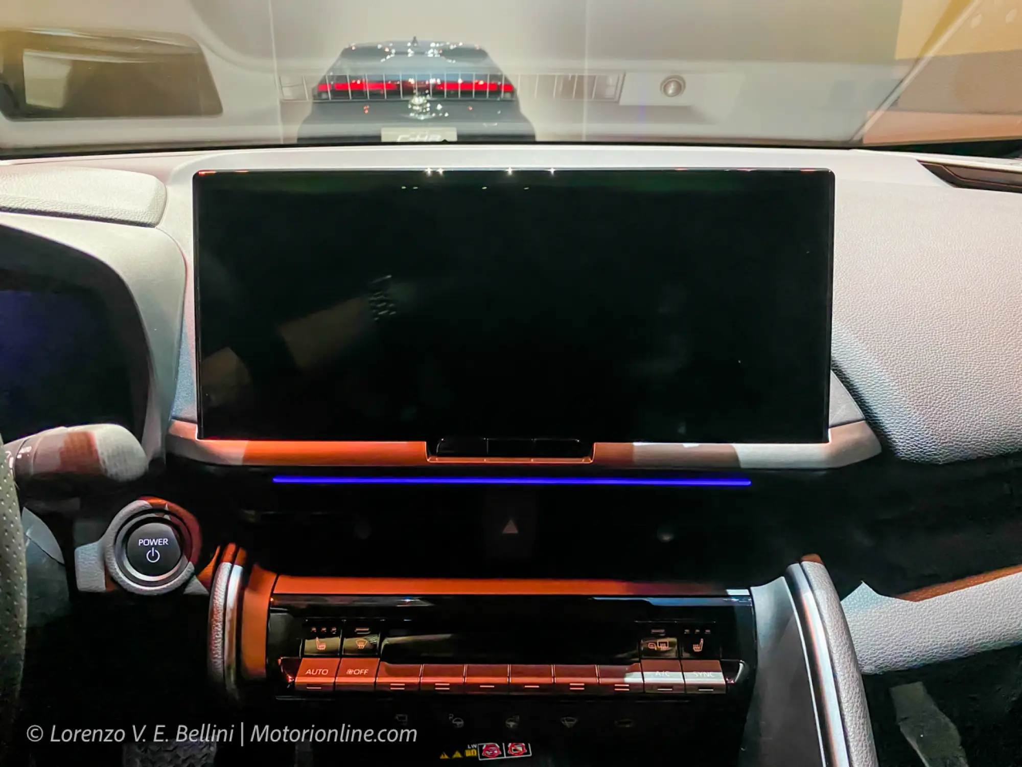 Toyota C-HR 2023 - Foto dal vivo - 21