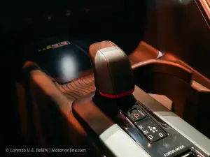 Toyota C-HR 2023 - Foto dal vivo