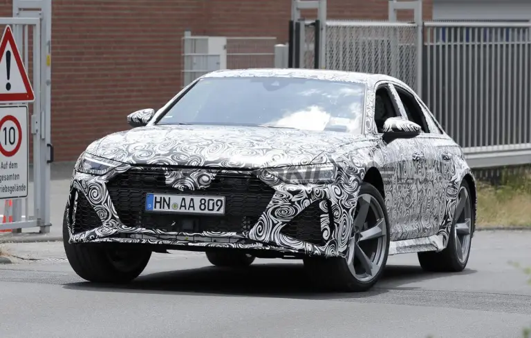 Audi RS 7 2025 - Foto spia 27-06-2023 - 2