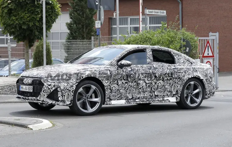 Audi RS 7 2025 - Foto spia 27-06-2023 - 4