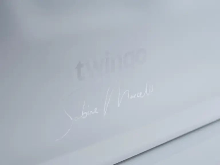 Renault Twingo by Sabine Marcelis - 8