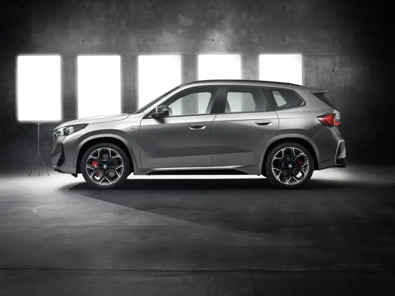 BMW X1 M35i xDrive 2023 - 19