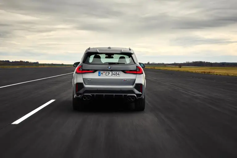 BMW X1 M35i xDrive 2023 - 35