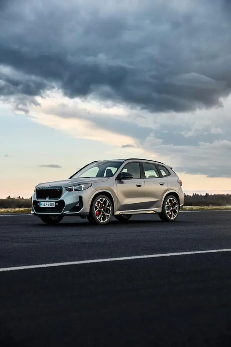 BMW X1 M35i xDrive 2023 - 43