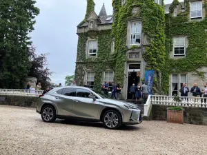 Lexus UX300e 2023 - Edimburgo - 12