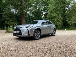 Lexus UX300e 2023 - Edimburgo