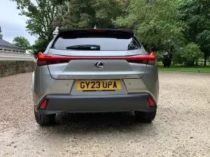 Lexus UX300e 2023 - Edimburgo