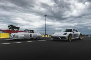 Porsche 911 Carrera GTS Le Mans Centenaire Edition - 15