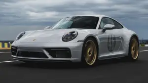 Porsche 911 Carrera GTS Le Mans Centenaire Edition - 12