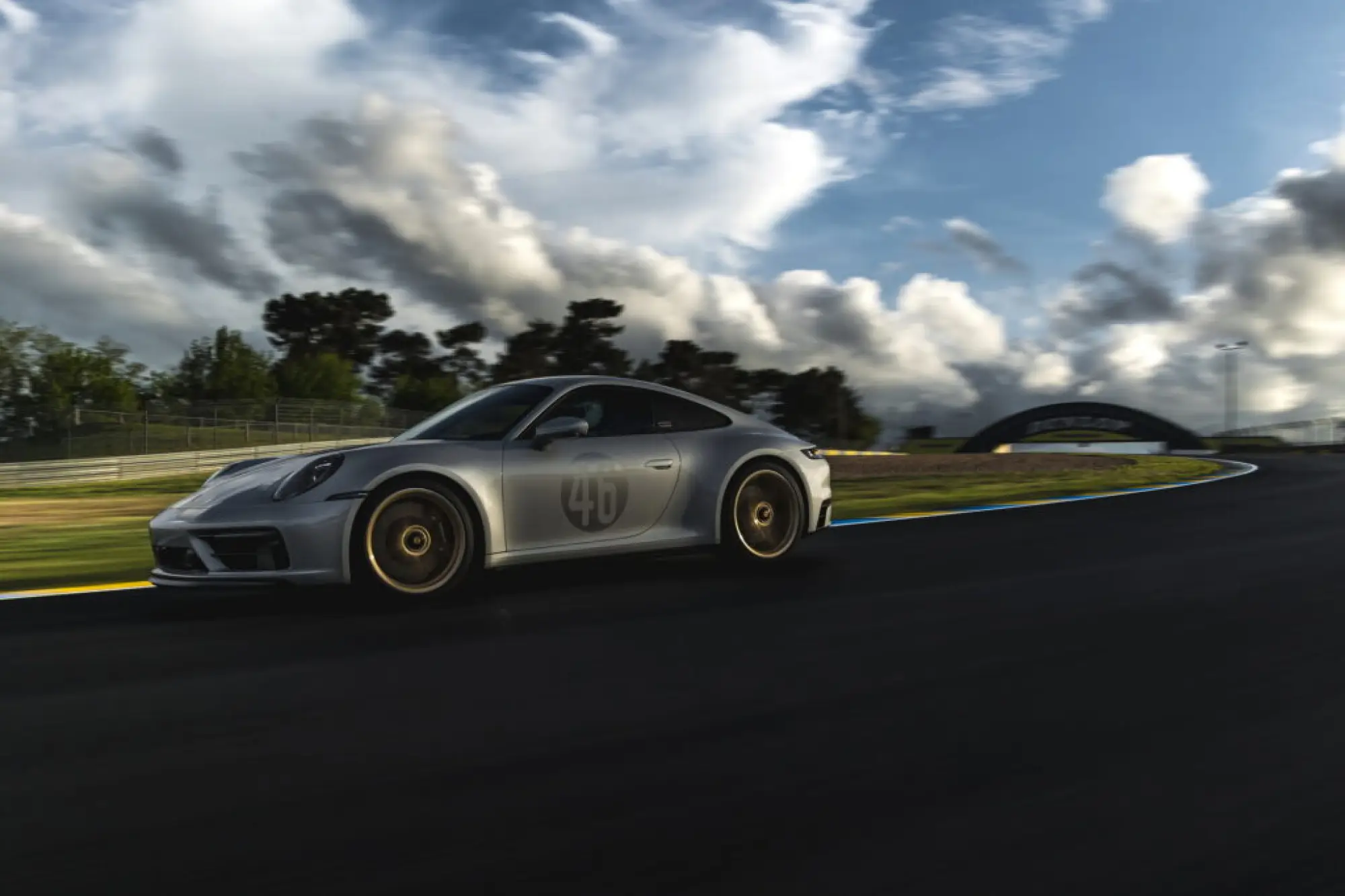 Porsche 911 Carrera GTS Le Mans Centenaire Edition - 23