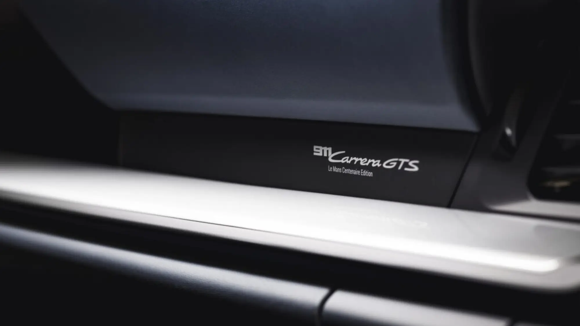 Porsche 911 Carrera GTS Le Mans Centenaire Edition - 16
