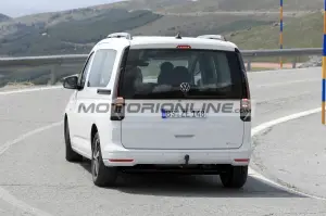 Volkswagen Caddy - Foto spia 3-7-2023