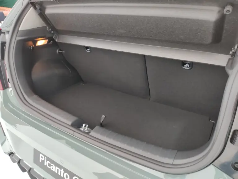 Kia Picanto 2024 - Foto Francoforte - 7