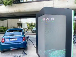 E-Gap Fast - Colonnina rapida by Pininfarina
