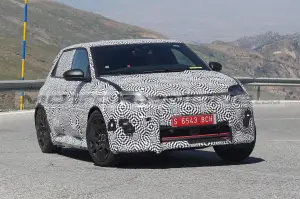 Renault 5 EV - Foto Spia 05-07-2023