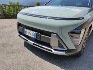 Hyundai Kona 2023 - Prova Lago Orta