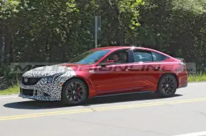 Cadillac CT5-V Blackwing 2025 - Foto Spia 08-07-2023 - 6