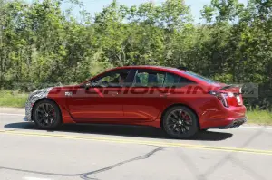 Cadillac CT5-V Blackwing 2025 - Foto Spia 08-07-2023 - 4