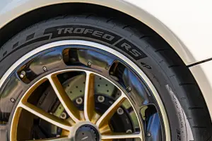 Pirelli P Zero Trofeo RS - 8