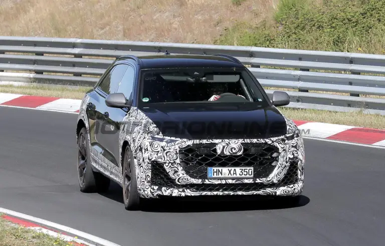 Audi RS Q8 2024 - Foto spia 12-07-2023 - 2