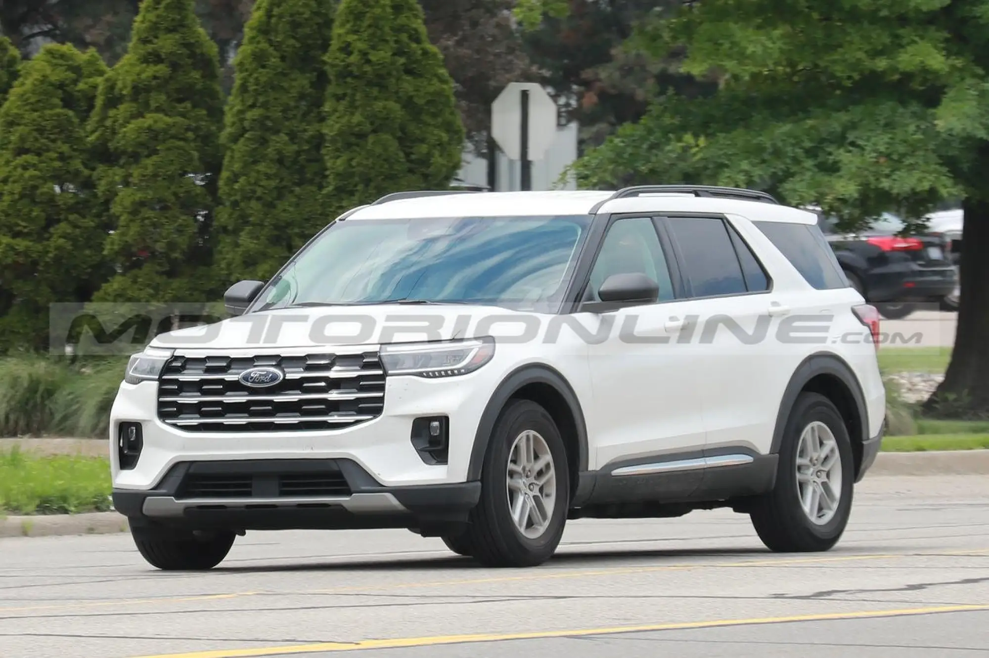 Ford Explorer Active 2024 - Foto Spia 13-07-2023 - 7