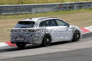 Cupra Leon Sportstourer restyling - Foto Spia 13-07-2023