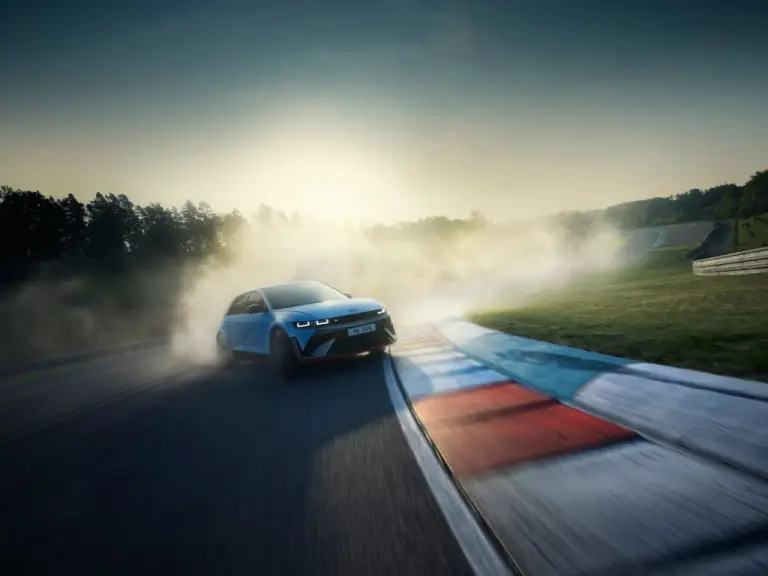 Hyundai Ioniq 5 N - Foto ufficiali - 1