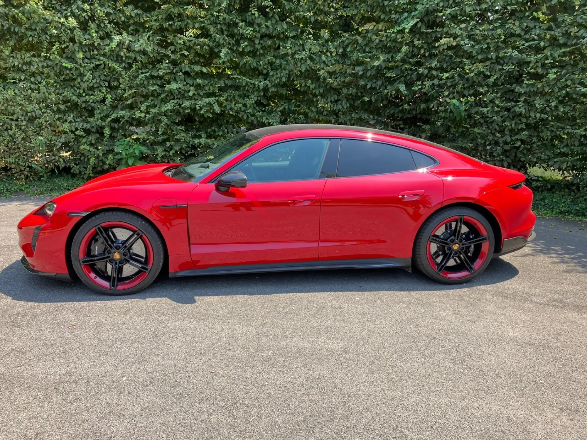 Porsche Taycan GTS Sport Turismo 2023 - Prova - 8