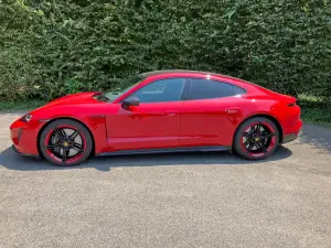 Porsche Taycan GTS Sport Turismo 2023 - Prova