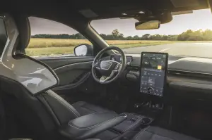 Ford Mustang Mach-E Rally anteprima