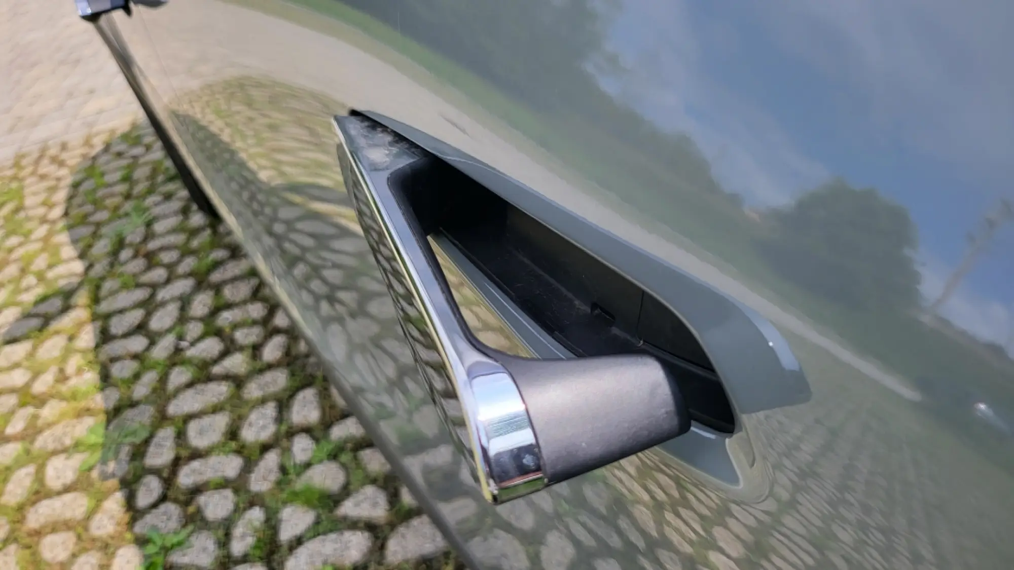 DS 3 E-Tense 2023 - Come va, test drive - 9