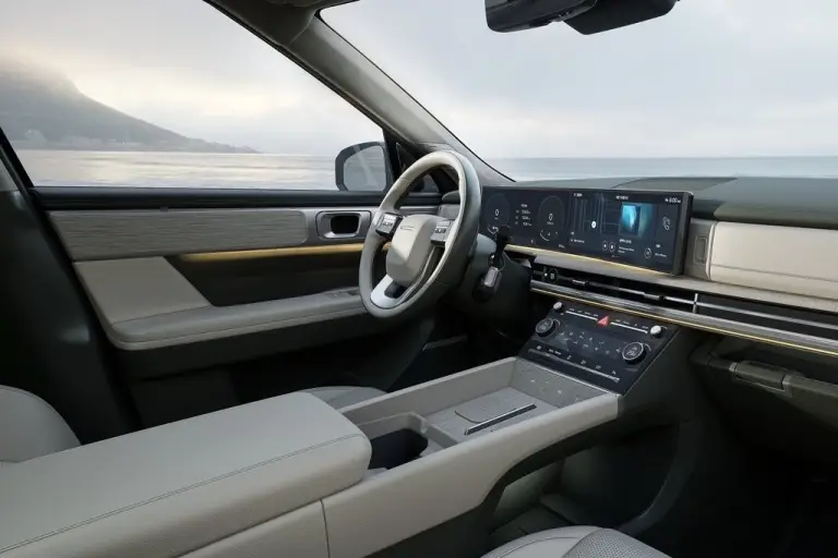 Hyundai Santa Fe (2024) - 6