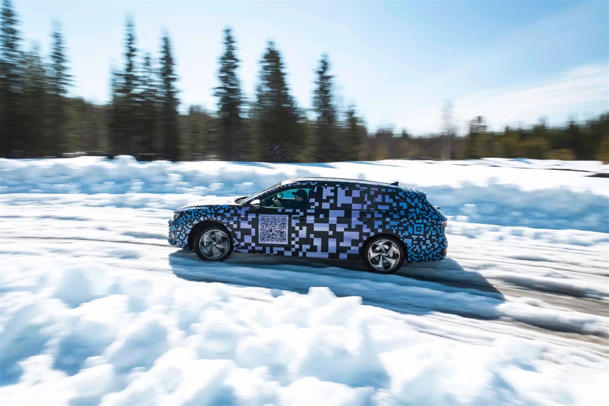 Volkswagen Passat Variant 2024 - Test finali - 9