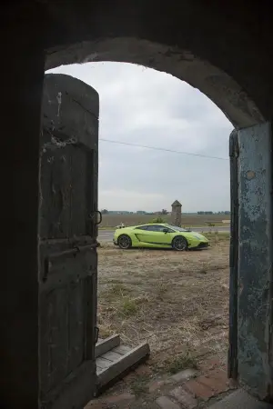 Lamborghini Gallardo - 20 anni - 37