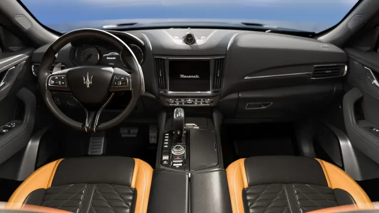 Maserati Ghibli 334 Ultima e Levante V8 Ultima - 17