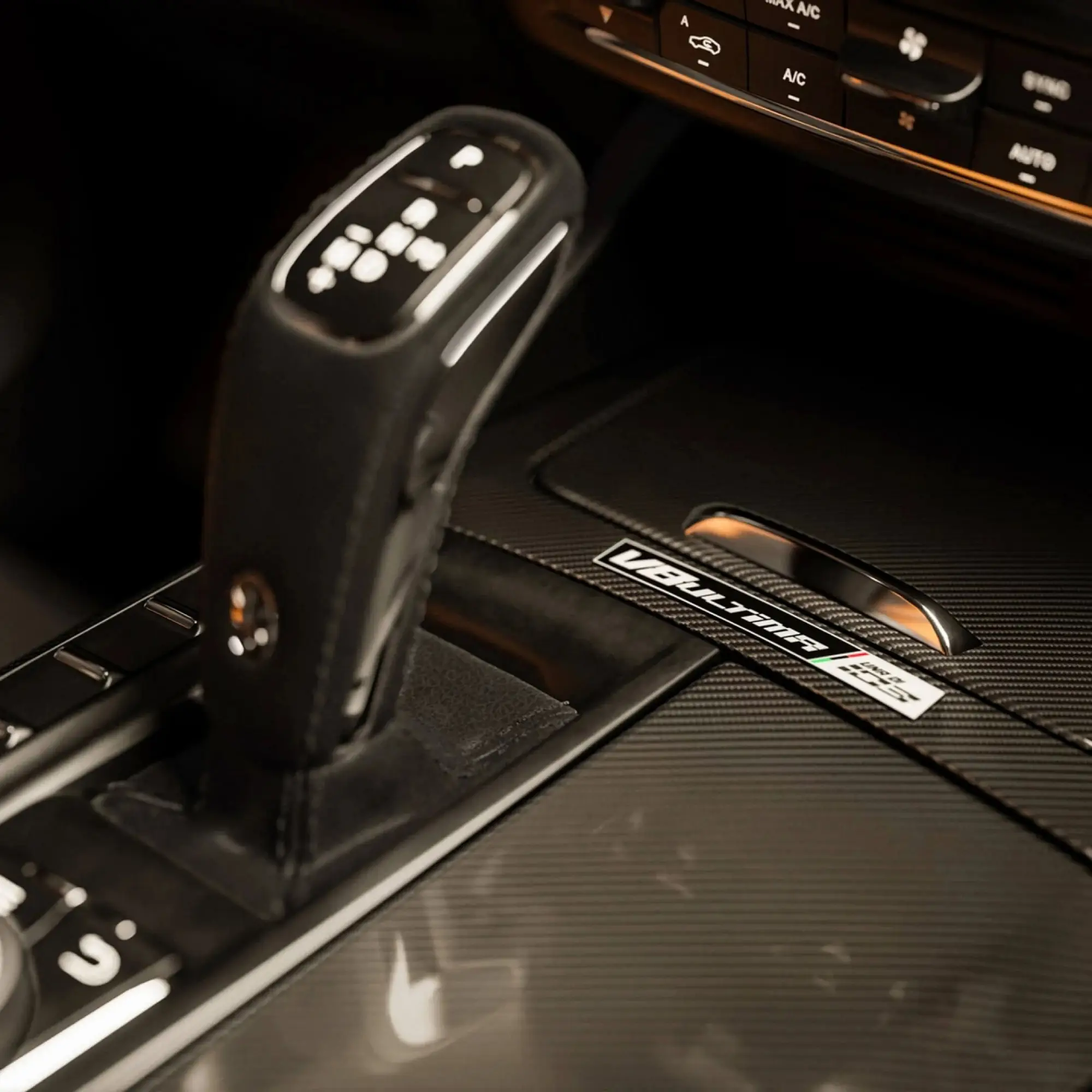 Maserati Ghibli 334 Ultima e Levante V8 Ultima - 22