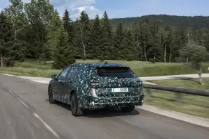 Skoda Superb 2024 prototipo teaser