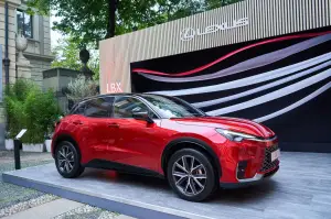 Lexus LBX Car Wash Milano