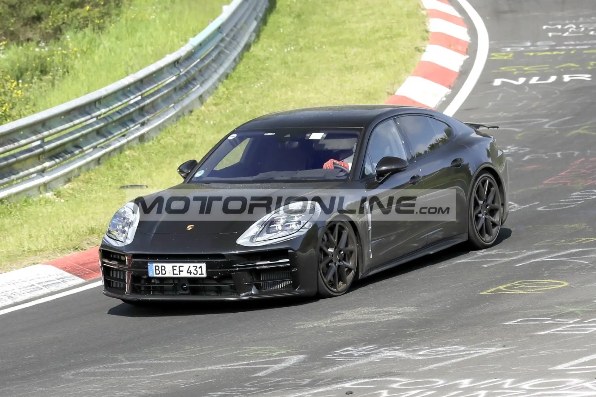 Porsche Panamera - Foto spia 27-7-2023 - 1