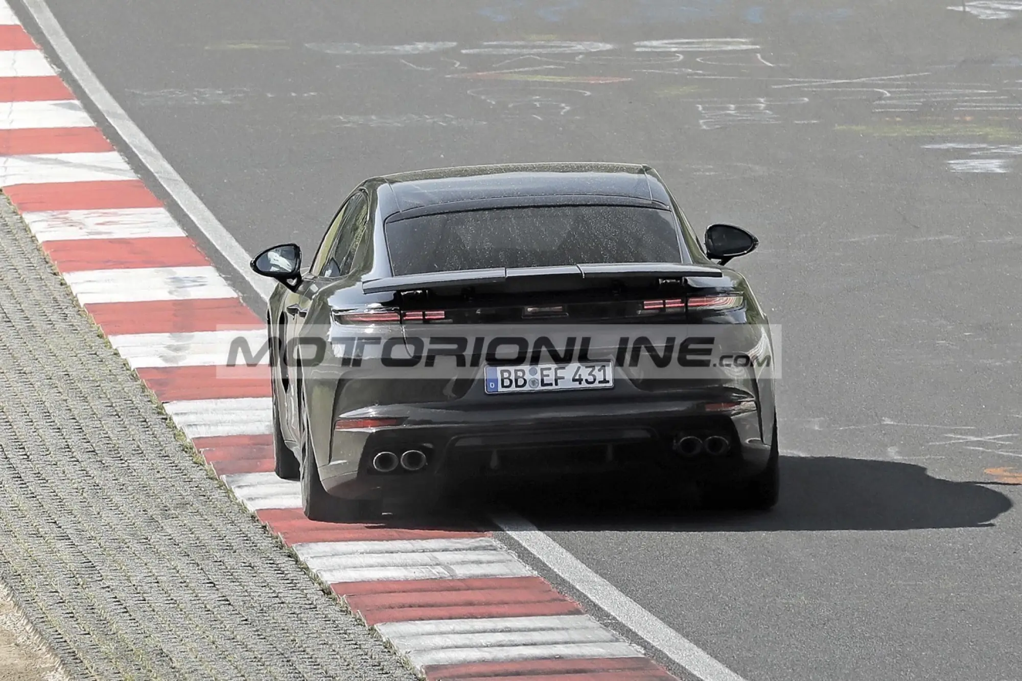 Porsche Panamera - Foto spia 27-7-2023 - 5
