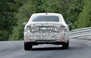 Skoda Superb 2024 - Foto spia 27-07-2023 - 9