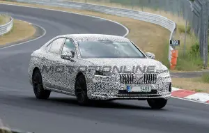 Skoda Superb 2024 - Foto spia 27-07-2023 - 7