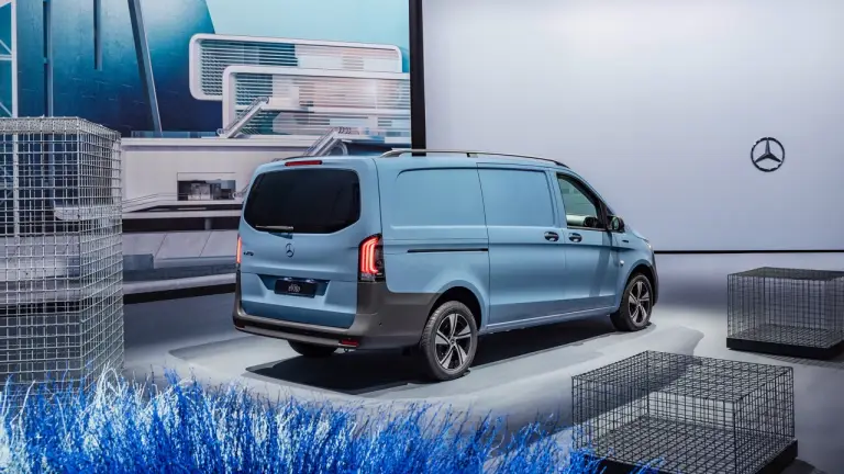 Mercedes Vito 2024 - Anteprima Wiesbaden - 12