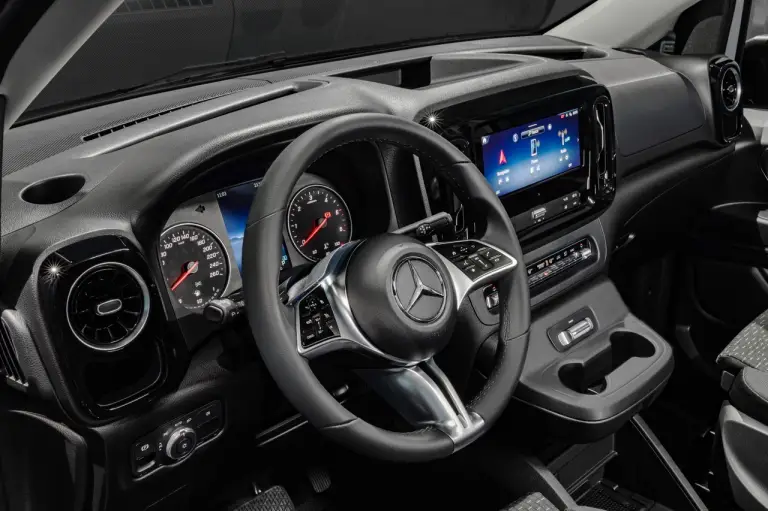 Mercedes Vito 2024 - Anteprima Wiesbaden - 19