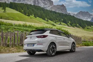 Opel Grandland GSe viaggio Alto Adige - 3