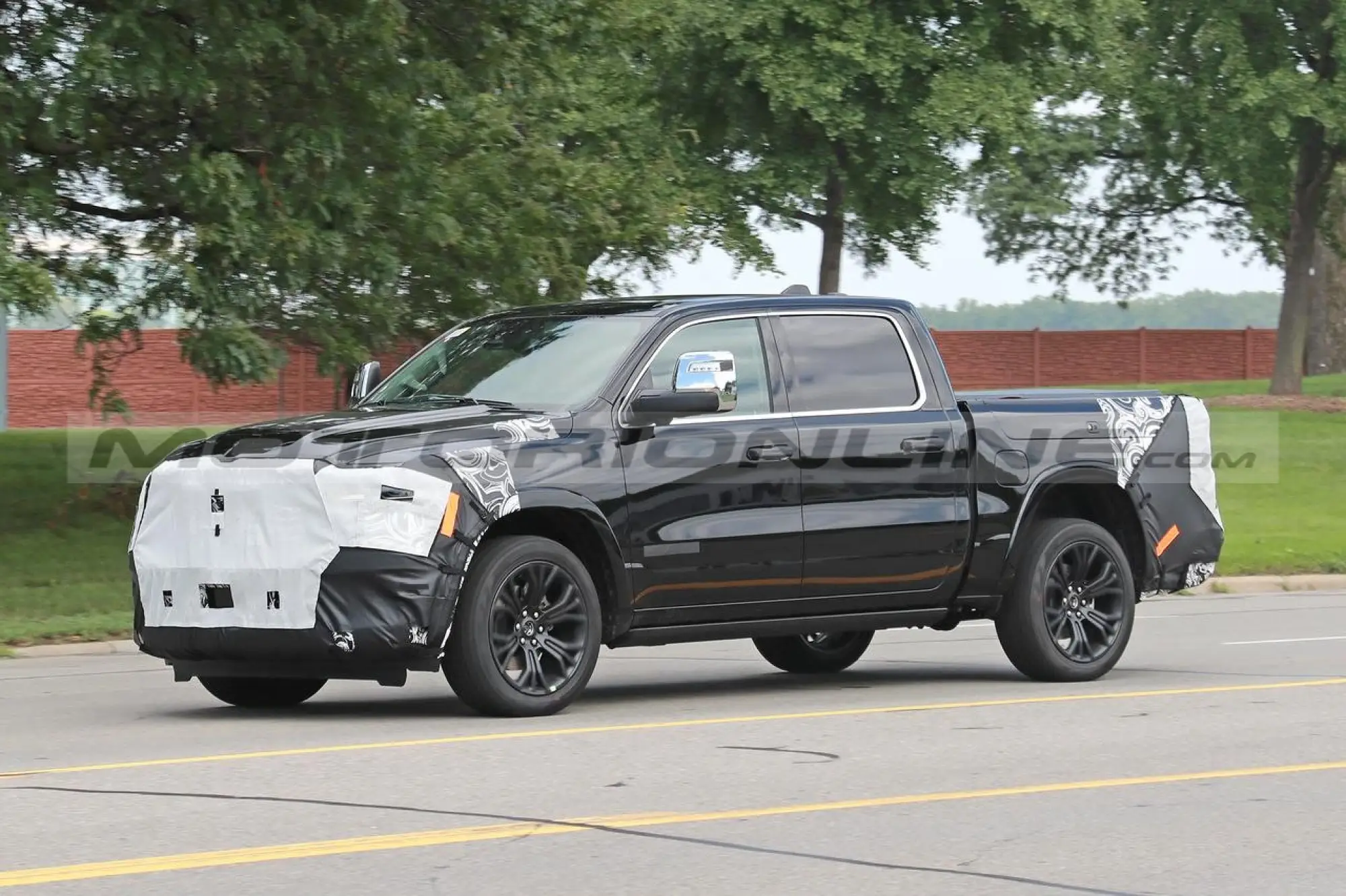 Ram 1500 Tungsten 2025 - Foto Spia 01-08-2023 - 3