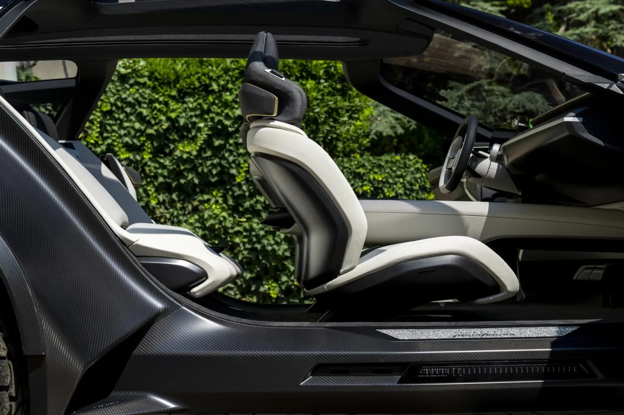 Pininfarina Pura Vision - 13