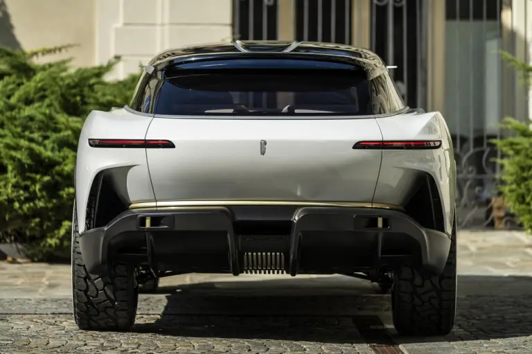 Pininfarina Pura Vision - 18