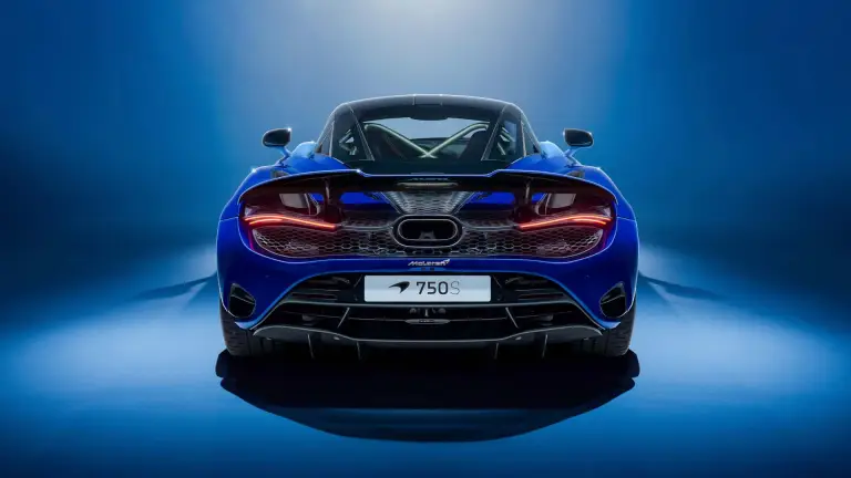 McLaren 750S Spectrum - 13