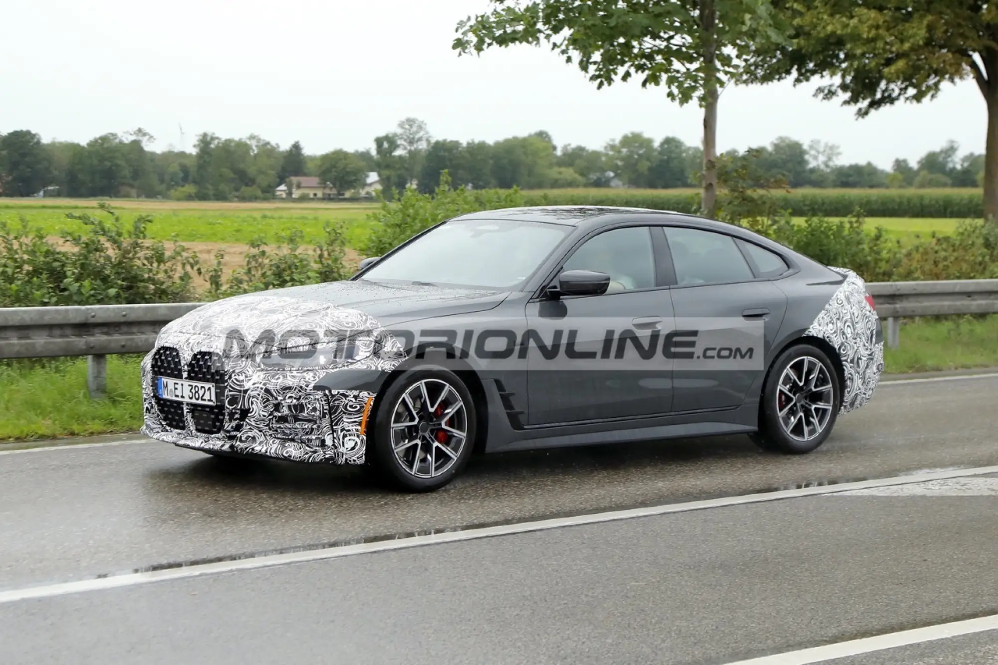 BMW Serie 4 Gran Coupe - Foto spia 3-8-2023 - 1